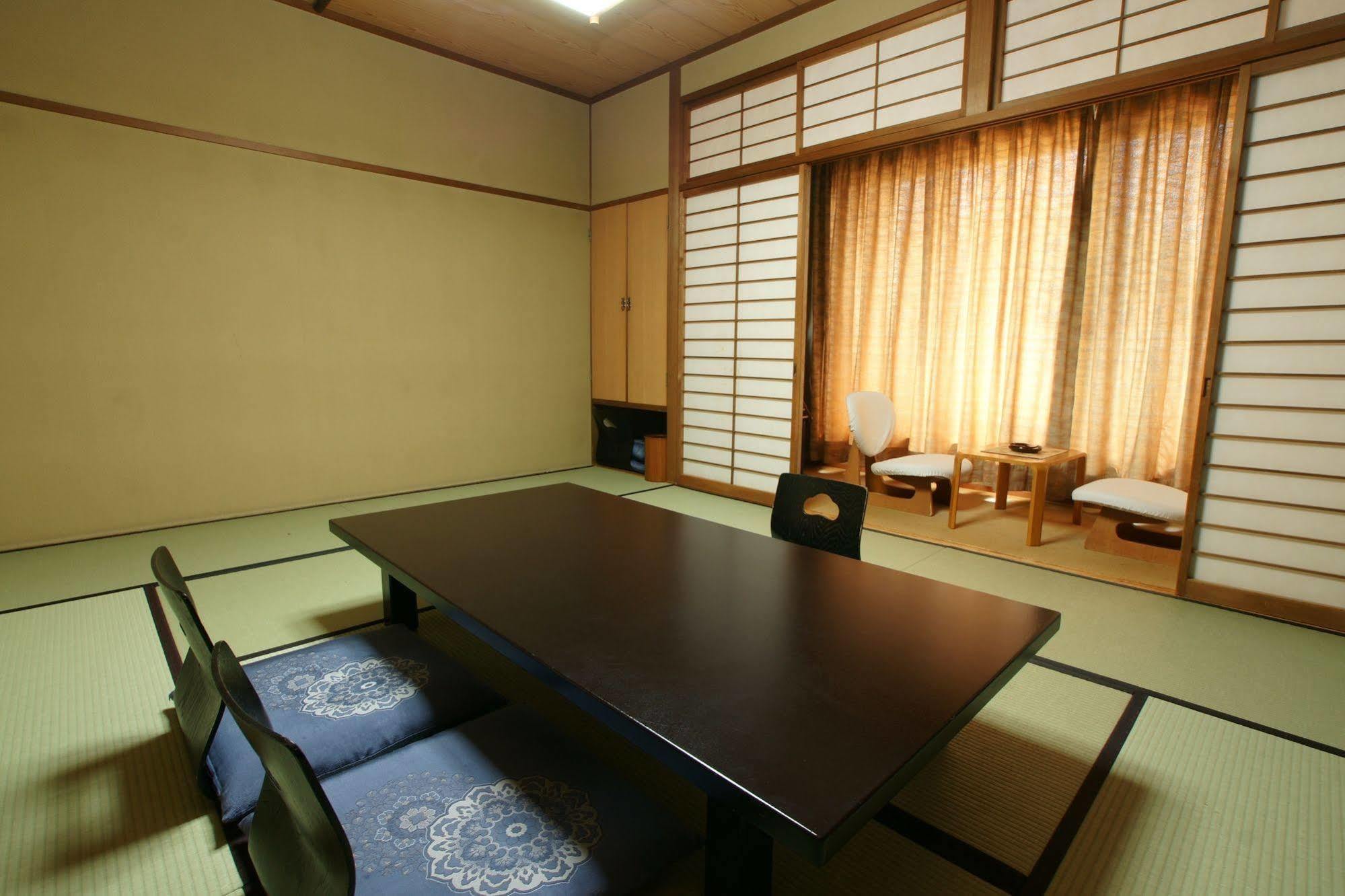Imakuni Ryokan Такачихо Екстериор снимка