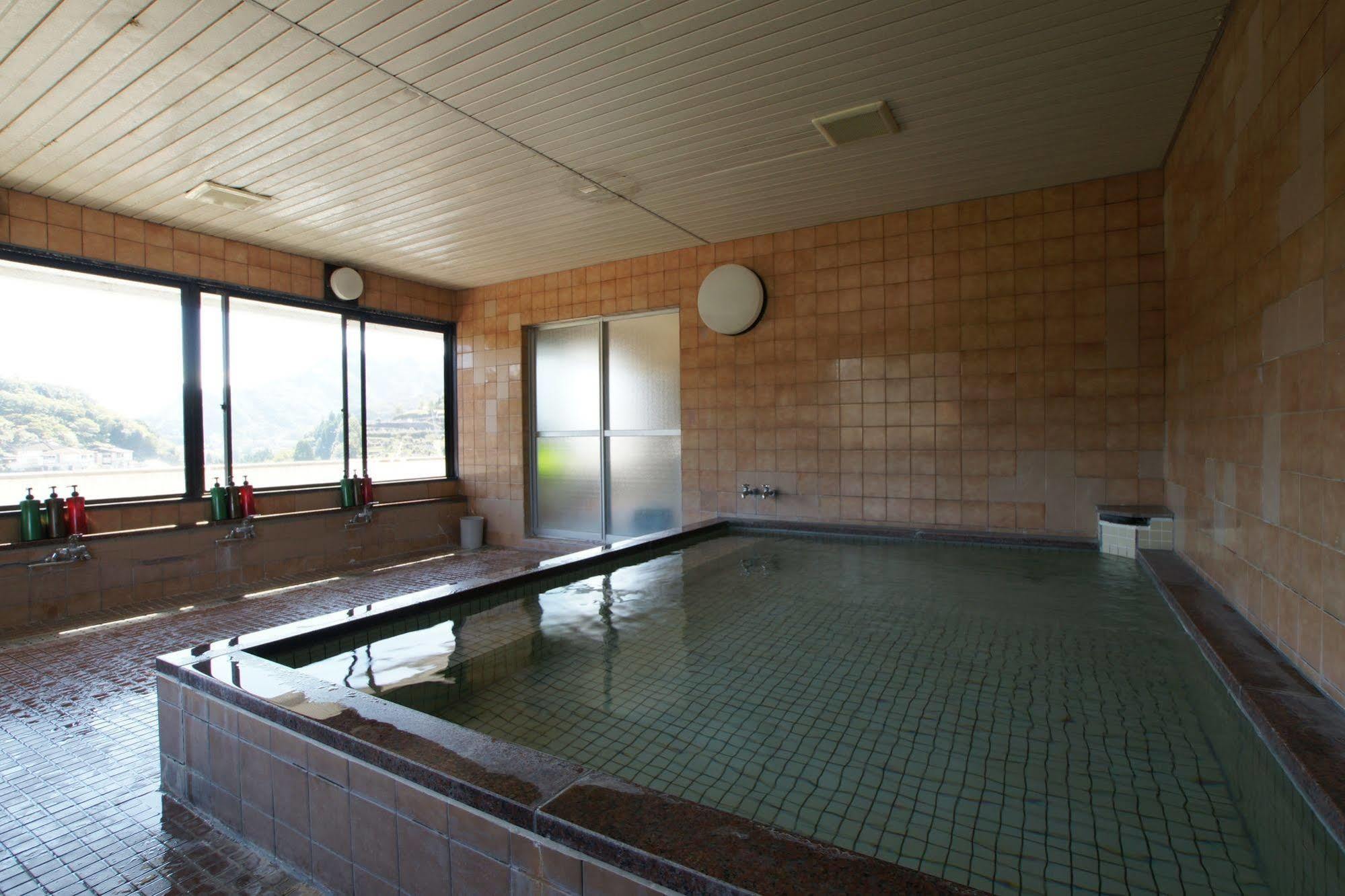 Imakuni Ryokan Такачихо Екстериор снимка