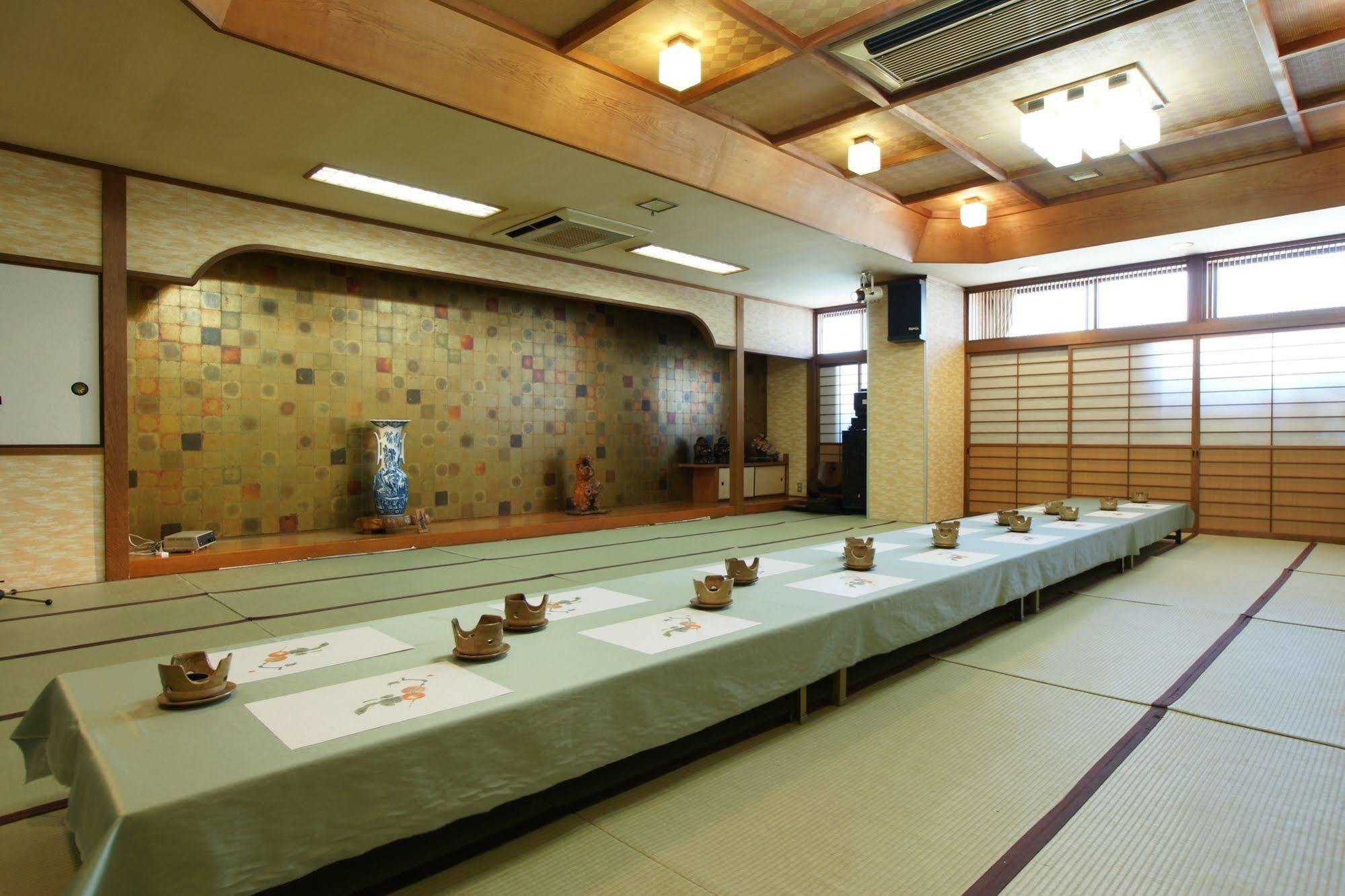 Imakuni Ryokan Такачихо Екстериор снимка
